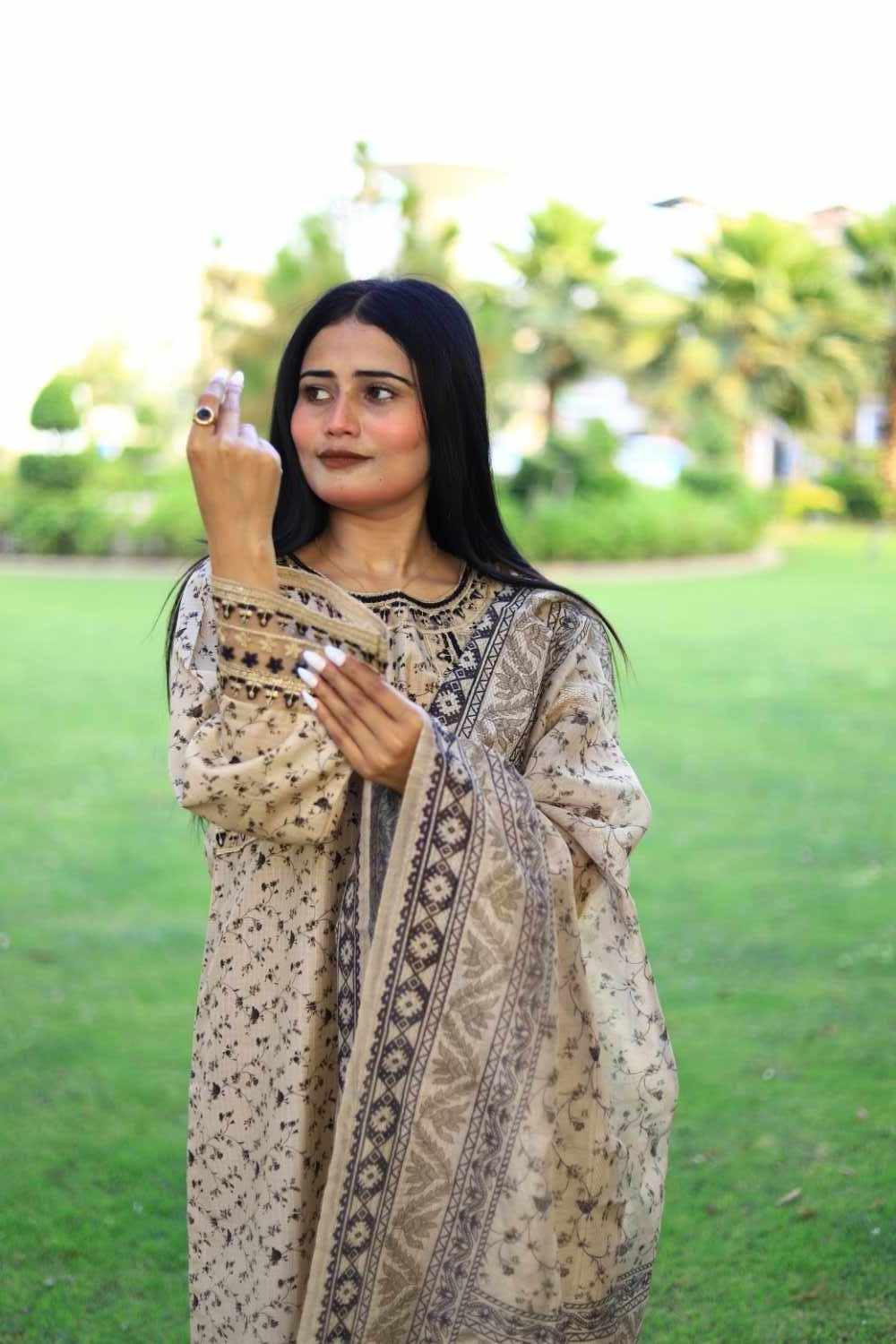 Stylish and Luxury Premium cotton lawn -3 Piece Suit (ZOK-0202)