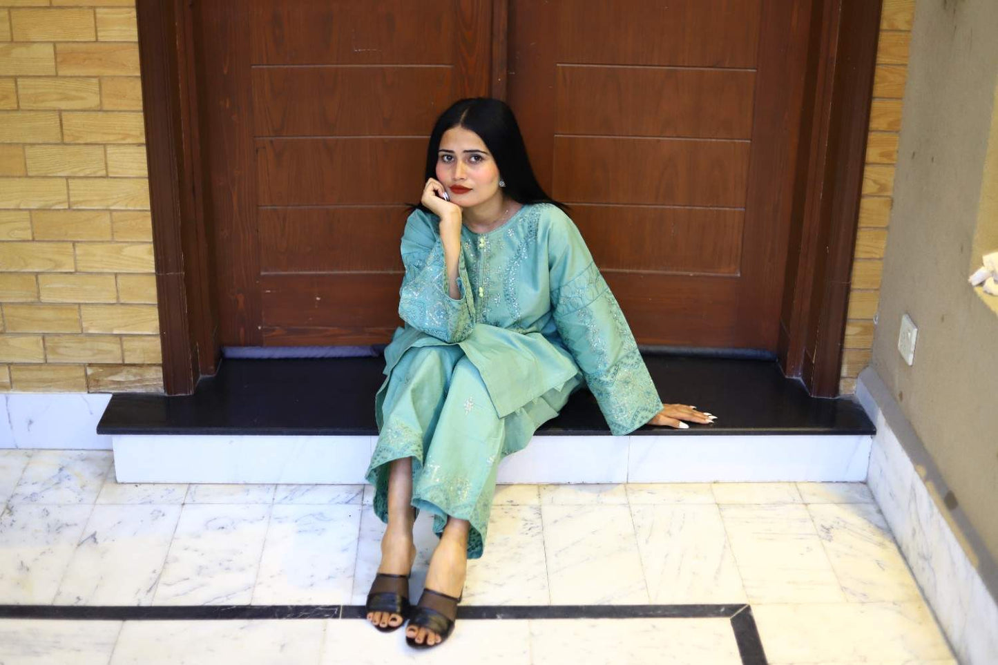 Classy and Stylish Cotton Lawn Embroidered-2 Piece Suit (ZOK-0602)