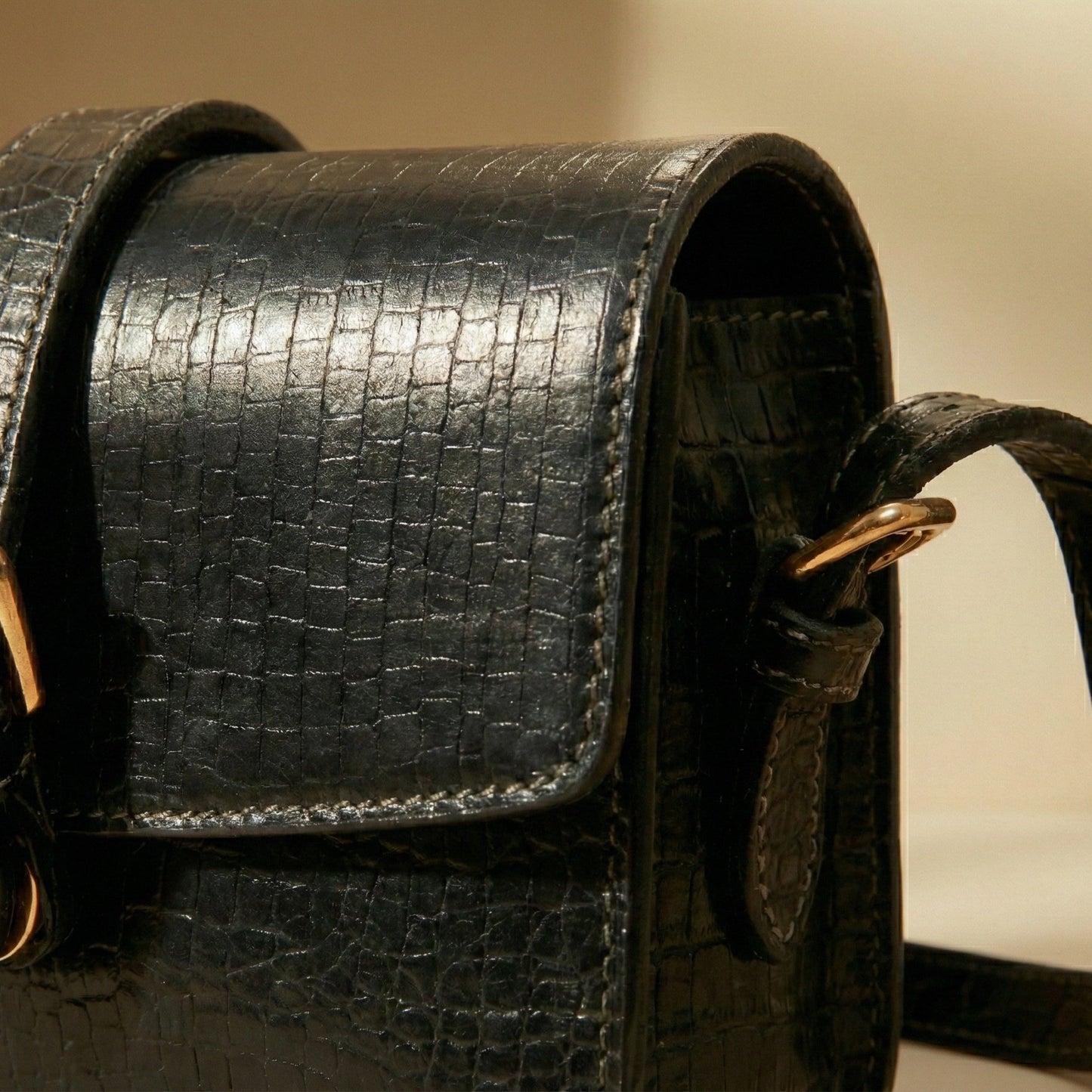 Vintage Croc-Embossed Crossbody Bag