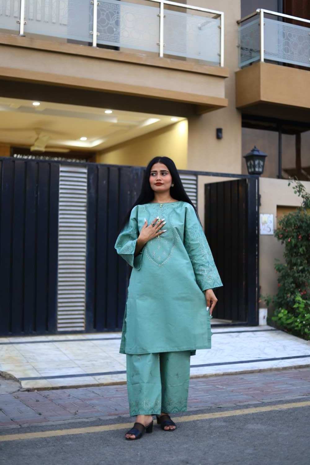 Classy and Stylish Cotton Lawn Embroidered-2 Piece Suit (ZOK-0602)