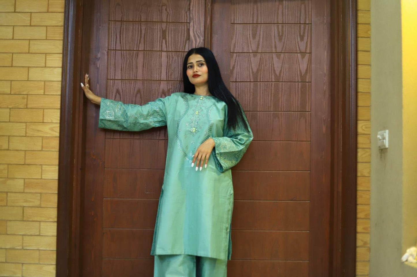Classy and Stylish Cotton Lawn Embroidered-2 Piece Suit (ZOK-0602)