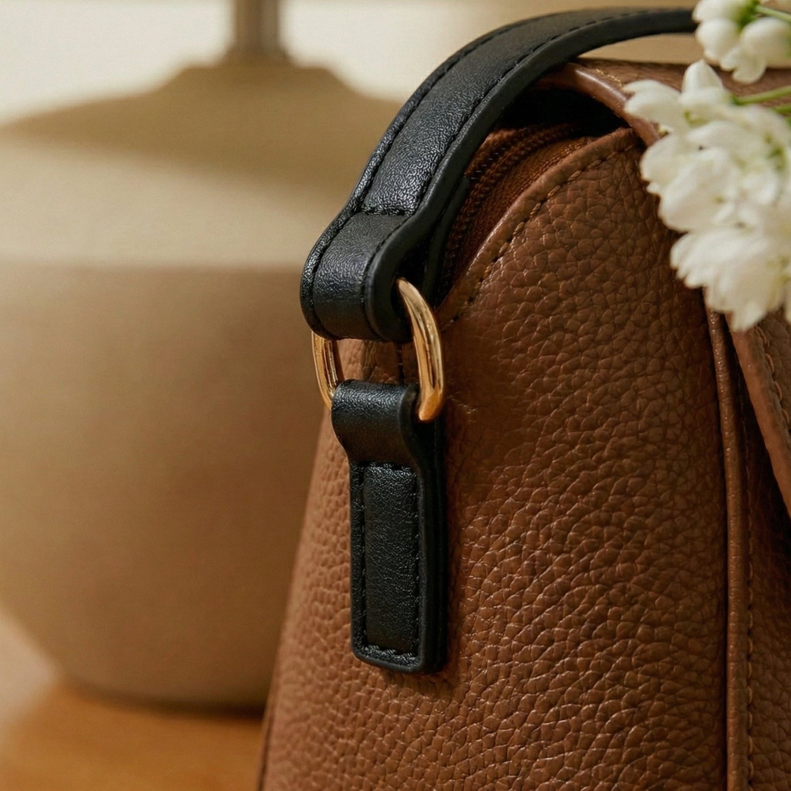 Modern Brown Crossbody Bag - Image 3