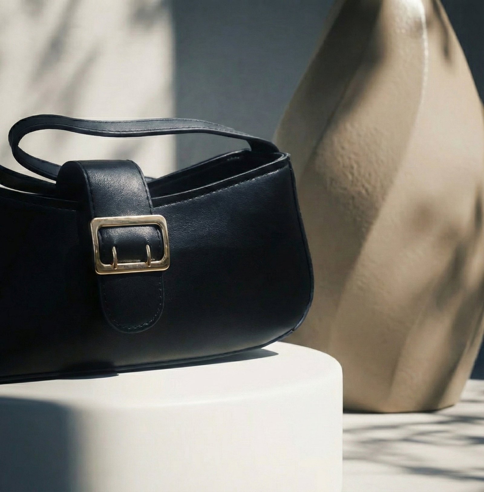 Minimalist Black Shoulder Bag - Image 3